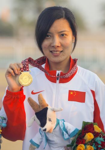 包含哥伦比亚射击冠军喜获金牌，无愧英雄的词条