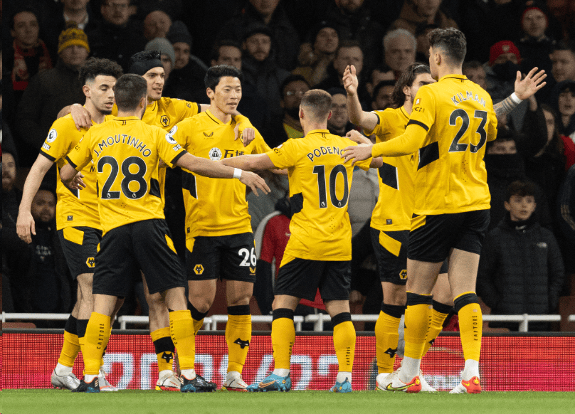 狼队客场大胜，继续联赛胜利的简单介绍