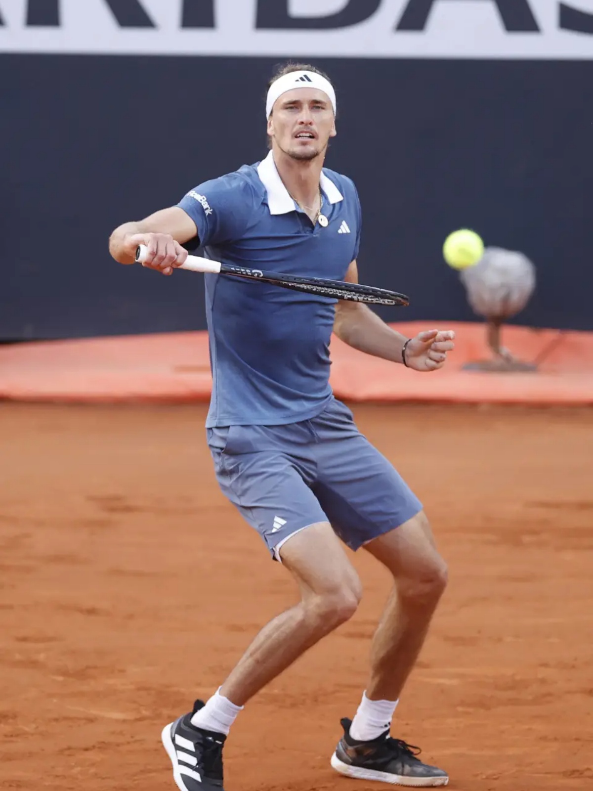 美国网球队逆转世界网球队,兹维列夫高光表现的简单介绍 美国网球队逆转世界网球队,兹维列夫高光表现的简单介绍