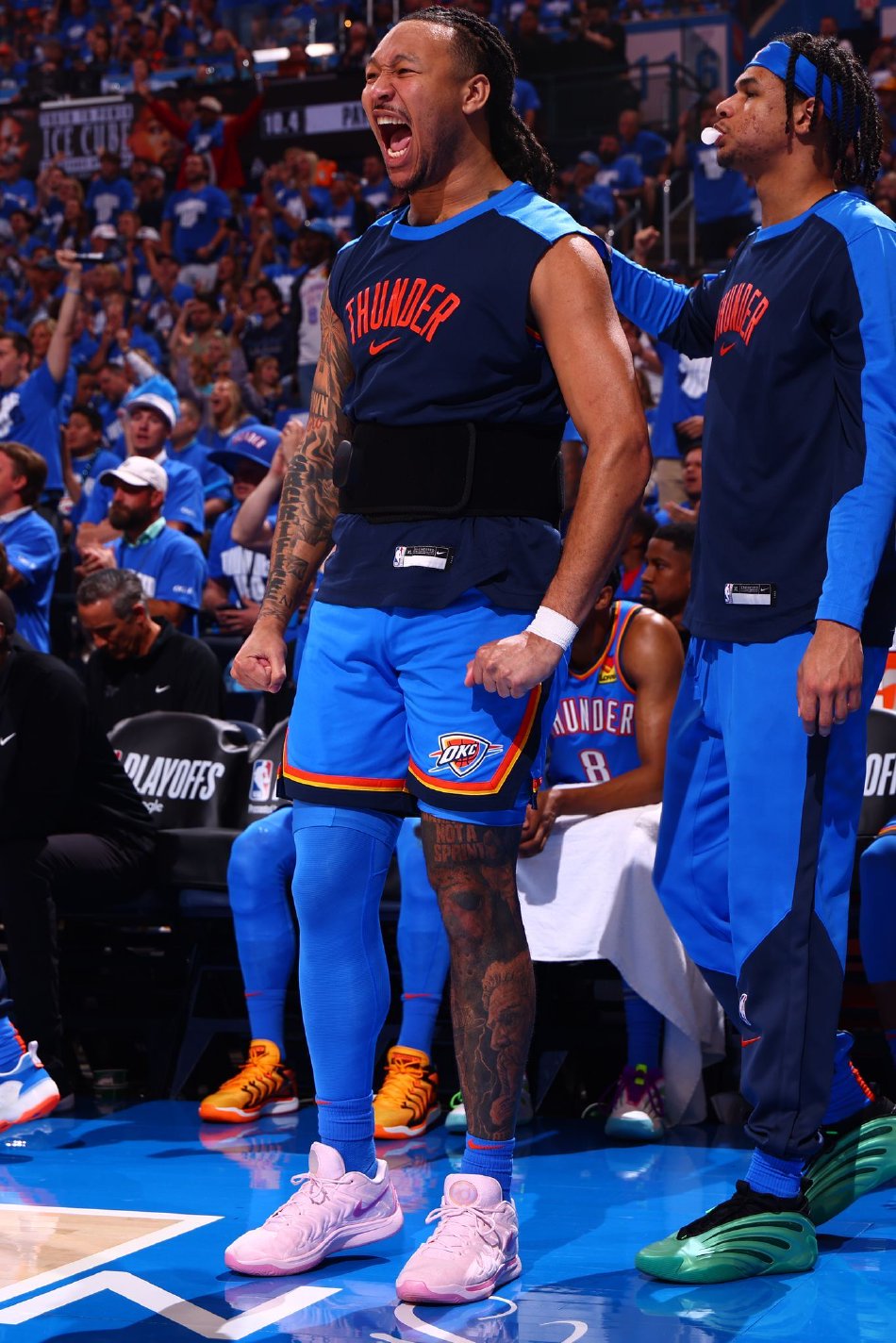 雷霆主场大胜国王，继续领先西部